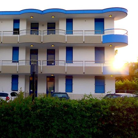 Residence Il Sole Porto Corsini Dış mekan fotoğraf