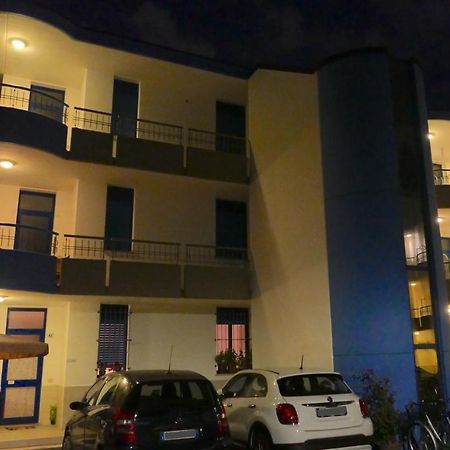 Residence Il Sole Porto Corsini Dış mekan fotoğraf