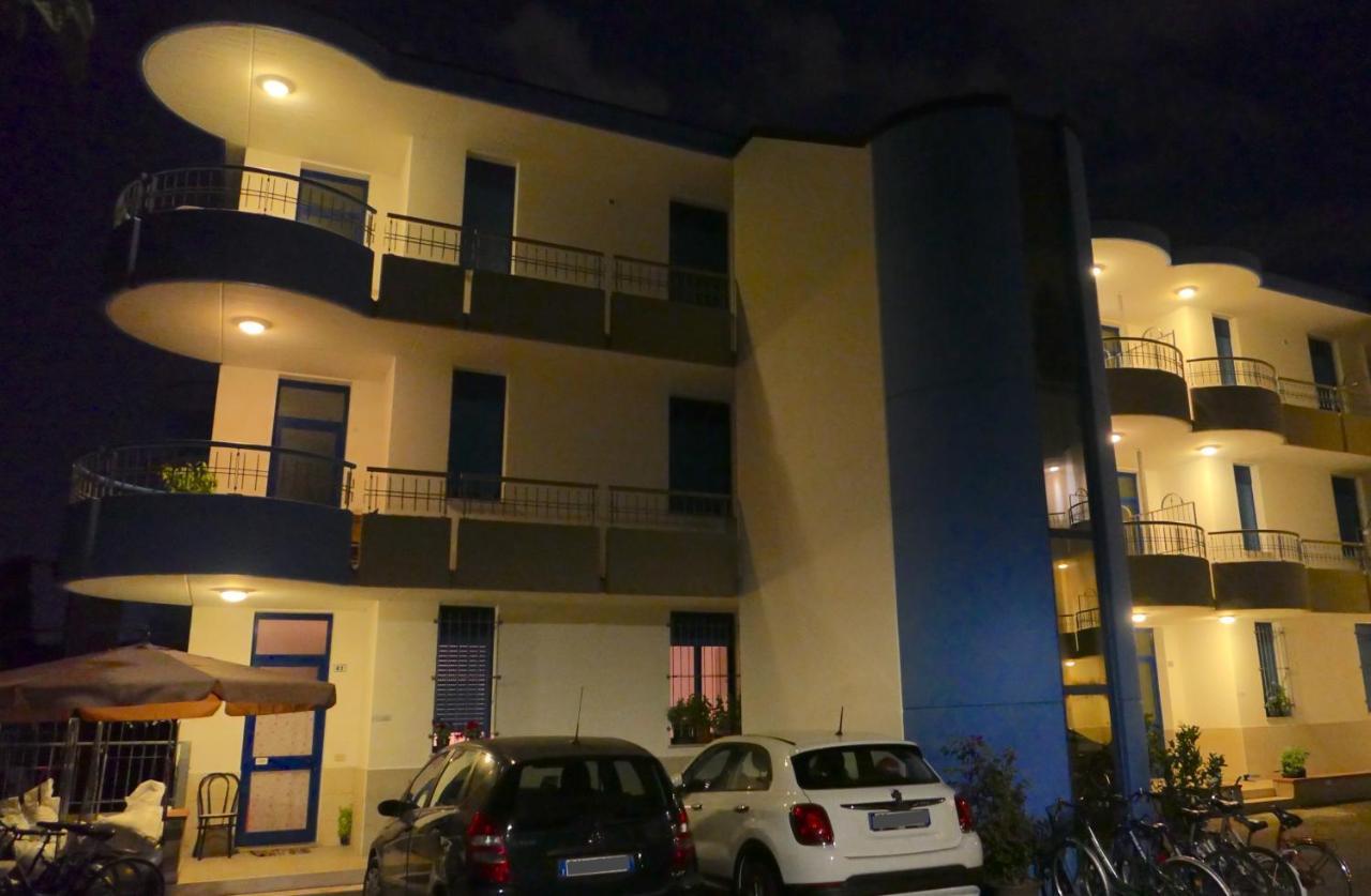 Residence Il Sole Porto Corsini Dış mekan fotoğraf